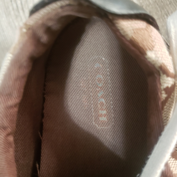 Coach signature tennis shoes - Picture 3 of 12